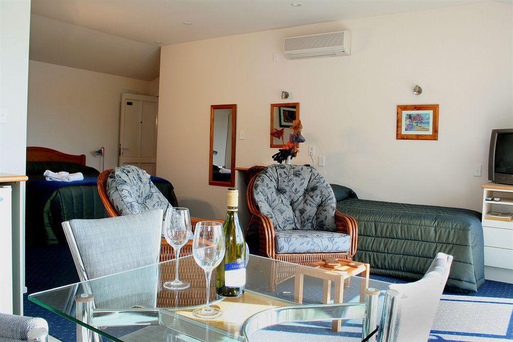 Asure Admirals View Motel Пейхія Екстер'єр фото